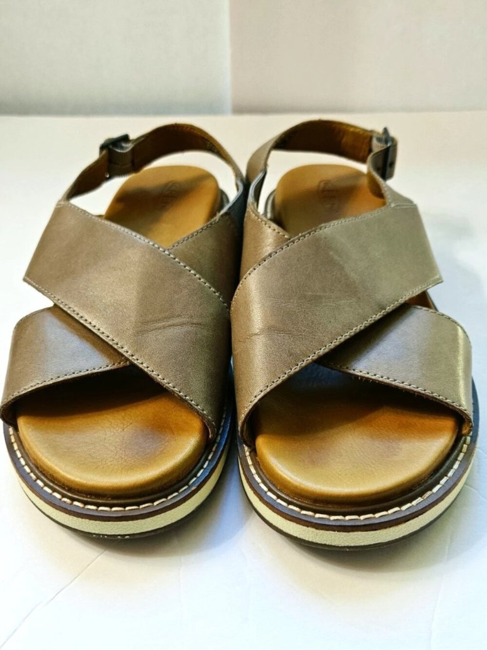 Keen Lana Cross Strap Sandals Brown Leather Women's Size 9.5 Adjustable Strap